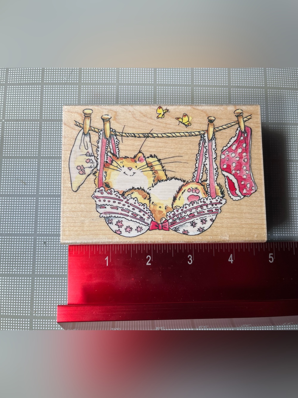 Cat in Bra“Uplifting Occasion” #1738K Penny Black, Margaret Sherry, Rubber Stamp - Picture 6 of 7